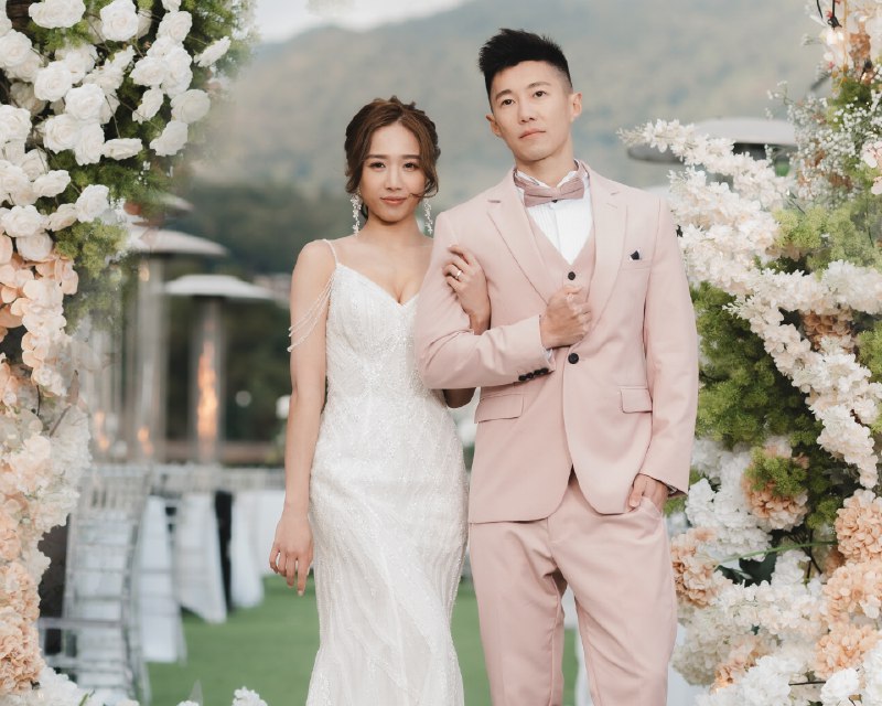 《超实用商务礼仪15讲（原：植入式商务礼仪）》从形象管理到沟通艺术，本书提炼职场高频场景的礼仪要点，结合本土案例与实用技巧，助你快速塑造专业形象，把握商务社交中的关键细节，让得体举止成为你的竞争力