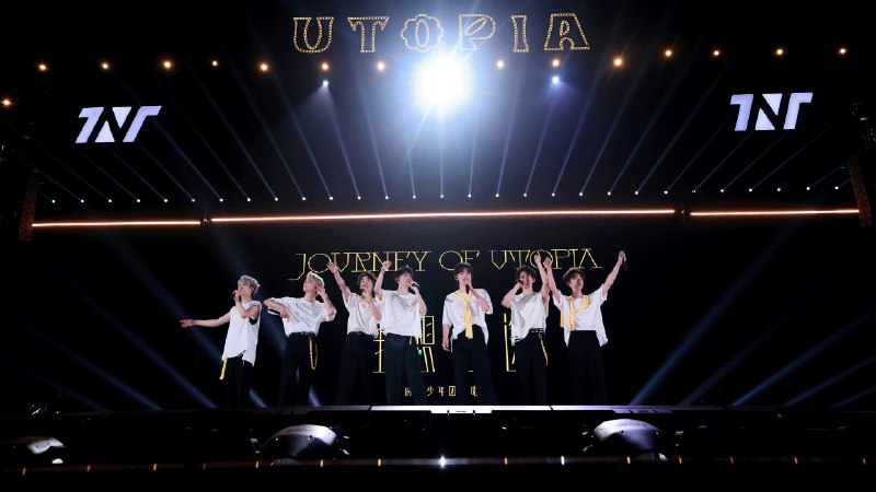 《少年艺术实战视频课程》课程由一线艺术家与教育专家共同研发，通过沉浸式实战教学，手把手带领少年掌握绘画、手工、数字艺术等核心技能