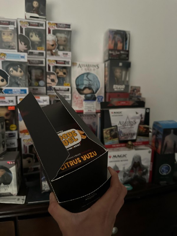 《听书解读青春期的烦“脑”》青春期的大脑究竟藏着什么秘密？本书从脑科学角度破解青春期情绪波动、冲动行为的根源，带你重新认识那个“熟悉又陌生”的孩子