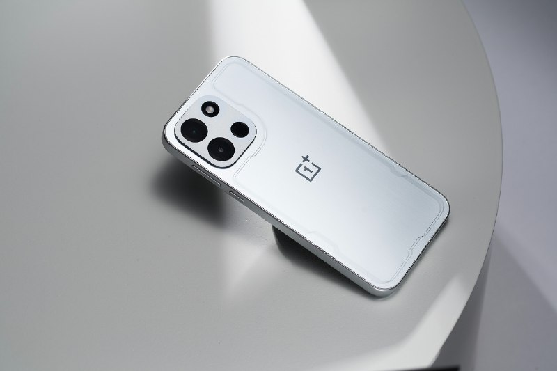 《如何提高爱商(6集全)某音999 》本系列深入解析爱商内涵，从自我认知到关系经营，通过实用方法帮助提升爱的能力