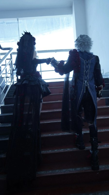 《心理学与读心术》本书带你洞察行为背后的心理密码，从微表情到习惯动作，用科学方法解读无意识信号