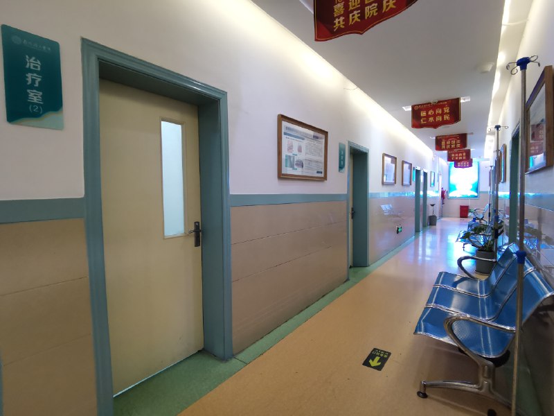 《佛学与心理治疗》本书巧妙融合佛学智慧与心理学理论，提供内心疗愈的新视角