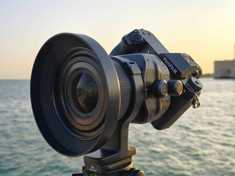 《后浪电影零基础电影分镜设计——用Blender创作电影分镜》本书将专业电影分镜设计与免费3D软件Blender创新结合，通过实战案例手把手教学，帮助零基础读者快速掌握空间构图、镜头语言与动态预演，打通从创意构思到视觉化呈现的全流程，是影视从业者与爱好者的实用入门指南