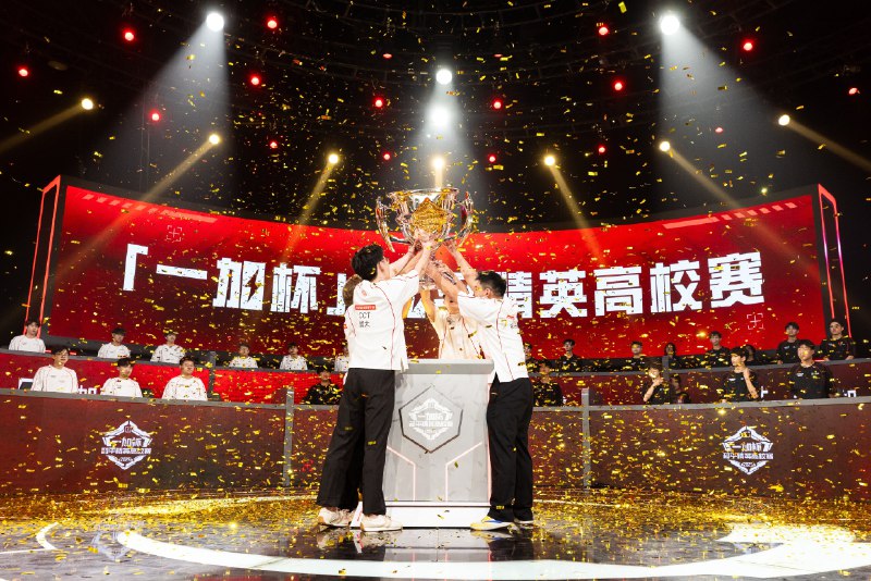 《万维钢·精英日课》万维钢以敏锐视角解读前沿思想，带你直击各领域核心洞见