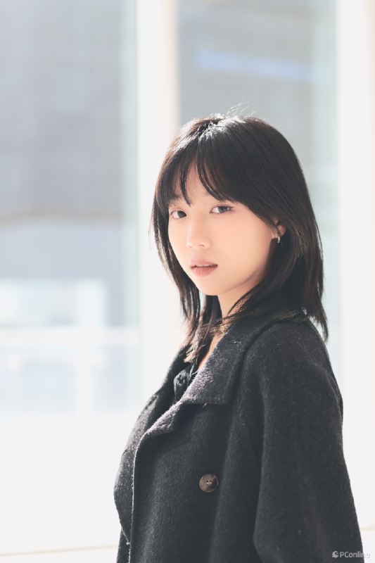 《女生快速上手美颜必修课》从护肤底妆到五官精修，手把手教你打造自然高级的妆容