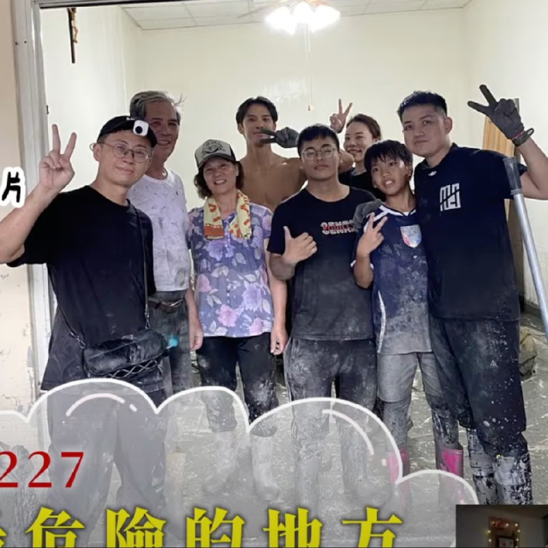 《千万人气美食博主：每天15分钟，轻松做出63款米其林级甜点》无需专业厨房和复杂工具，每天仅需15分钟，就能复刻惊艳味蕾的米其林风味