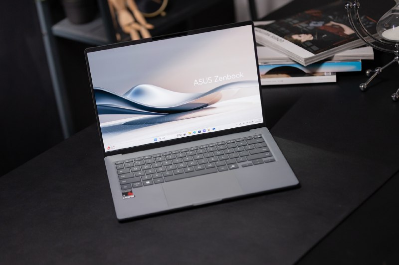 《图灵的猫-人人都能听懂的AI通识课-[B站]》从零开始轻松掌握AI核心知识，课程用生动比喻和日常案例拆解复杂概念，B站百万播放验证易懂性，带你跨越技术门槛，无基础也能看懂人工智能的现在与未来