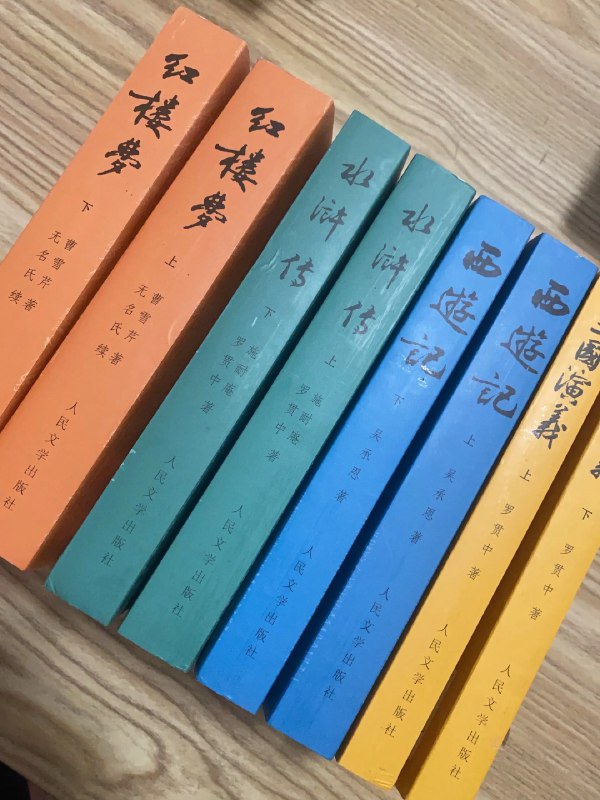 《初中语文提分笔记》这本笔记紧扣课标考点，梳理高频知识，用思维导图与口诀化解难点