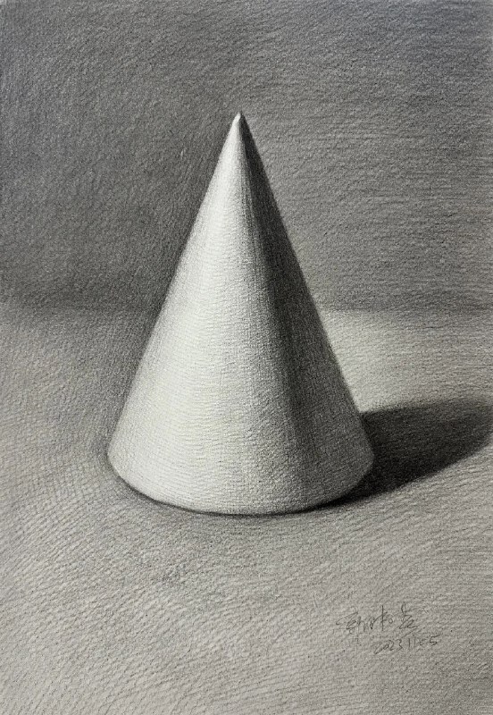 《素描几何体（初级）》从基础立方体到复杂组合，本书系统讲解素描核心技法