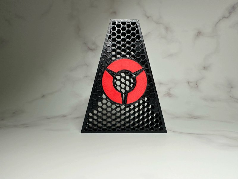 《Adobe全家桶2025》Adobe全家桶2025带来更智能的创作体验，新增AI辅助工具可自动完成复杂任务，提升设计效率