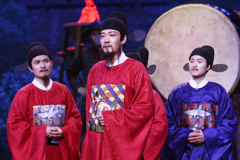 《有无之境王阳明哲学的精神》本书深入剖析王阳明心学精髓，从“有”与“无”的辩证视角，揭示“知行合一”“致良知”背后的精神境界与生命智慧，带你穿越古今，获得安顿身心的哲学力量