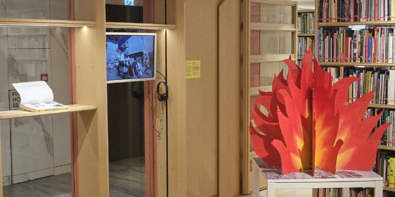 《娱乐时代的美军形象塑造系列译丛》本系列译丛深入剖析美军如何借助影视、游戏等娱乐产品潜移默化地传播其价值观与文化，视角独特，案例丰富