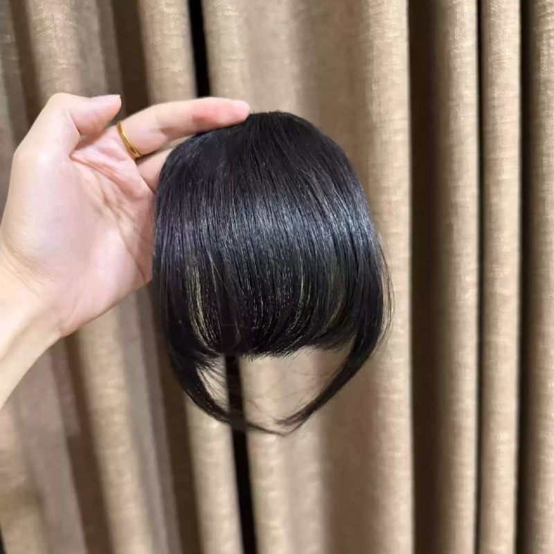 《男生经典发型打理教程(共14款)》从清爽短发到时尚卷发，涵盖14款经典男生发型，详细图解步骤与打理技巧，助你轻松塑造日常造型，提升个人气质，适合不同场合与发质需求