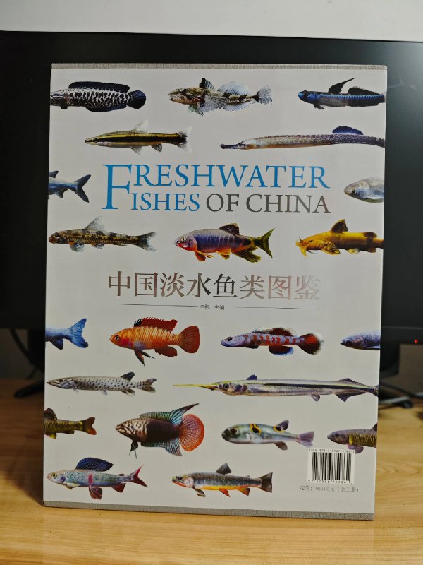 《中国名菜电子书16册》本套电子书精选中华美食精华，涵盖各大菜系与地方风味，图文并茂详解经典名菜