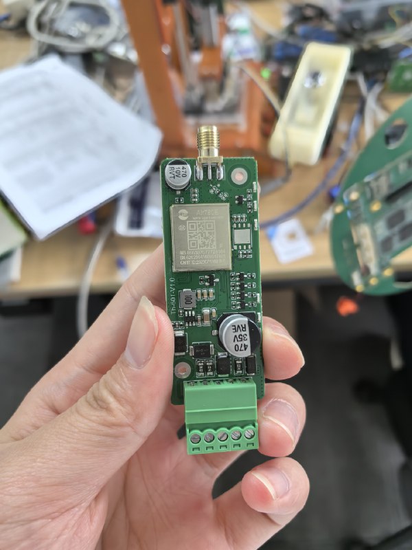 《冯唐成事心法》本书融合曾国藩的东方管理智慧与麦肯锡的西方工作法，以冯唐独特视角拆解成事底层逻辑