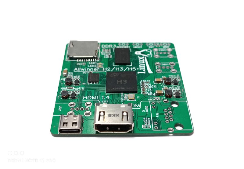 《和阿文一起学H5》本书通过虚拟角色“阿文”的陪伴式讲解，将H5知识融入生动故事与实战项目，让学习过程轻松有趣