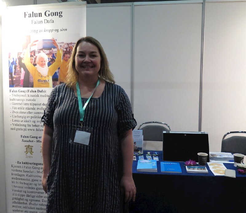 《佟彤中医养护50讲》佟彤老师结合现代人常见健康问题，带来50个实用中医养护锦囊