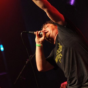 《Young Fathers 28 Years LaterFLAC 》Young Fathers 28年后强势回归，全新FLAC音质带来震撼听觉体验️ #YoungFathers #28YearsLater #FLAC 2025-06-26 04:09:23🔗 